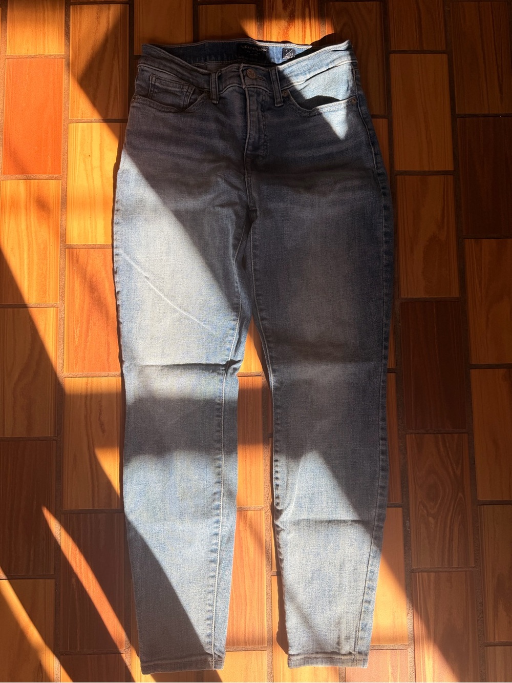 Lucky Brand Women's Skinny Jeans in Light Blue Wash